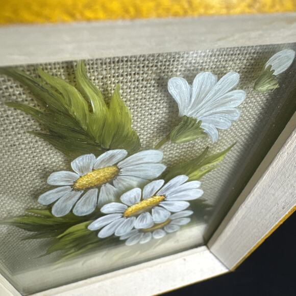 Vintage 3D Layered Glass Hand-Painted Daisy Glass Art Miniature By Barbara - Picture 12 of 14